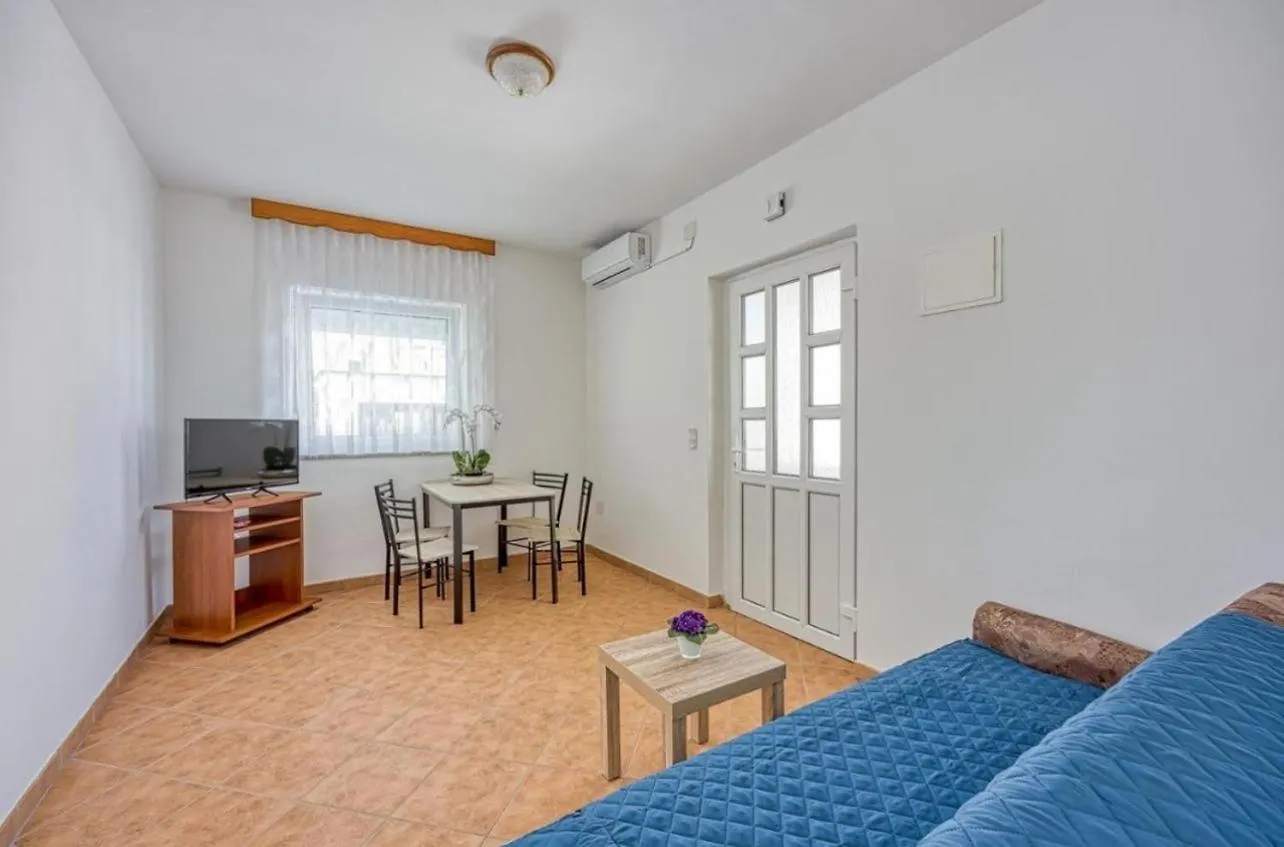 Apartments Marinka Пореч
