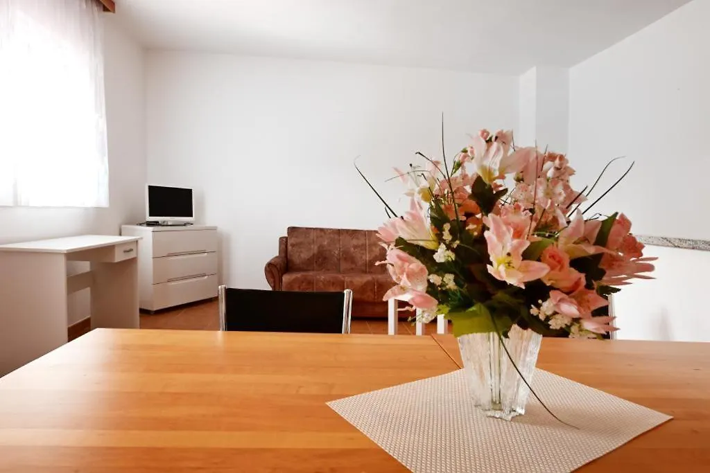 Apartments Marinka Пореч